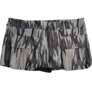 CIDER Camouflage Cargo Mini Skirt with Shorts Built-in Women's Size L